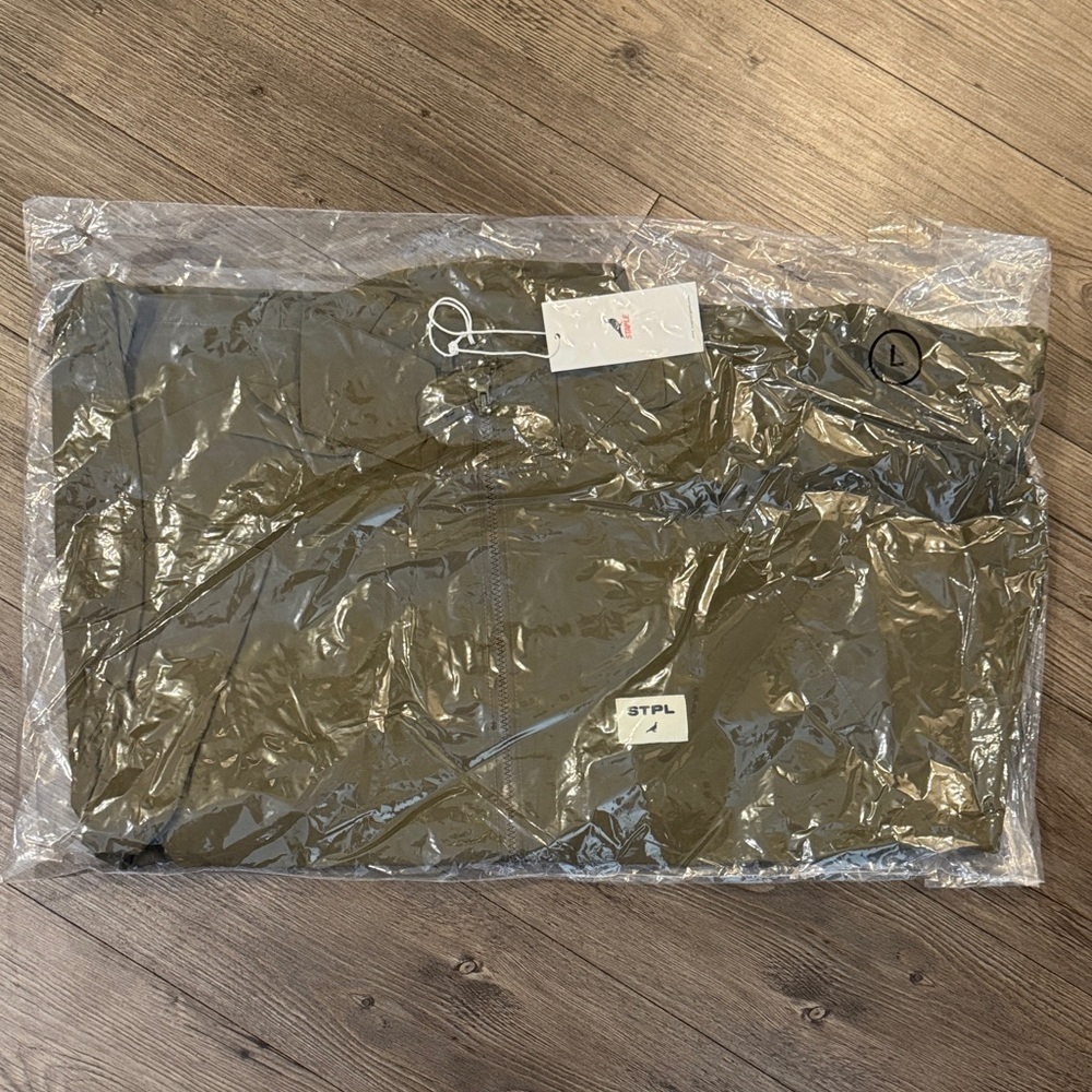 🆕 Staple Olive Windbreaker Jacket. L. NWT!💥 - Picture 4 of 4